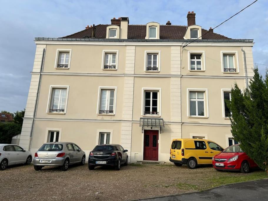 Apartament Le Petit Nid D'Yves Lagny-sur-Marne Zewnętrze zdjęcie